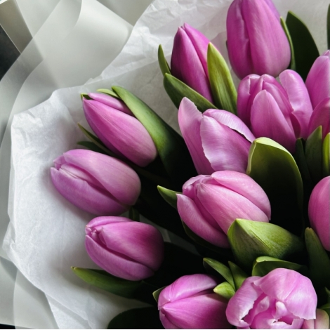 Букет с нежными тюльпанами