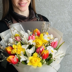 Букет "Весенний микс"