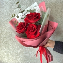 Букет из красных французских роз, размер S