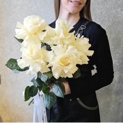 Букет из белых французских роз