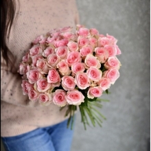 Розы одноголовые