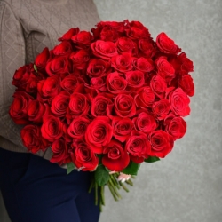 Букет из 51 красной розы, 70 см