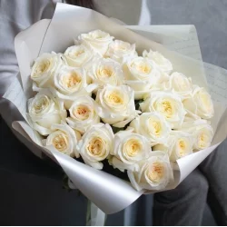 Букет из 21 розы Кендллайт 